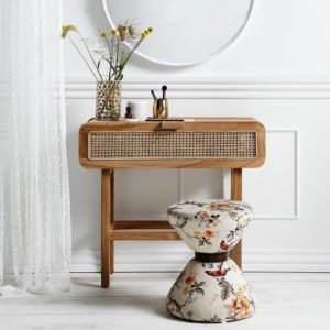 Sidobord MERGE, teak/rottingväv