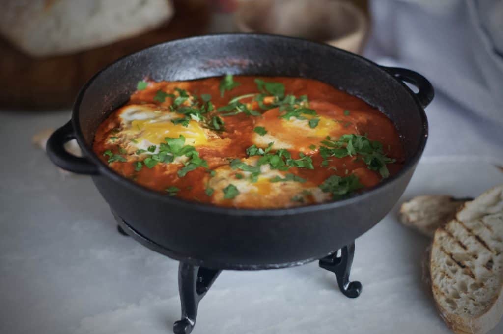 Shakshuka i gjutjärnspanna
