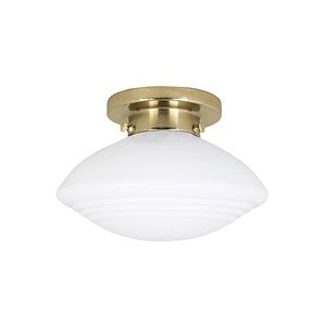 Taklampa HULDA från Strömshaga med mässingsfäste och opalglas. Perfekt för badrum eller andra rum där en stilren och tidlös design önskas.