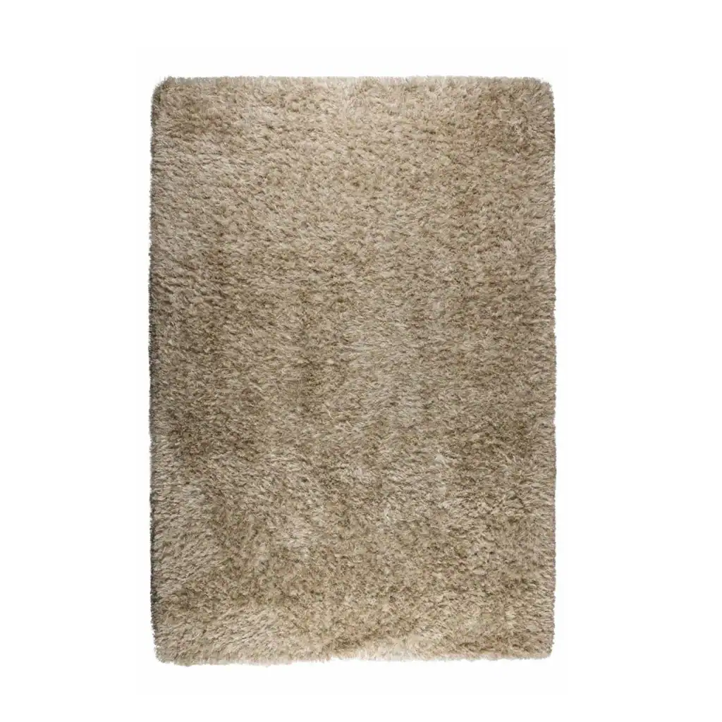 Matta Hairy i beige från Zuiver, visad i helbild för att framhäva den fluffiga strukturen och mjuka ullmaterialet.